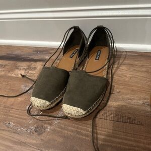 Women’s Olive Tie Sandals